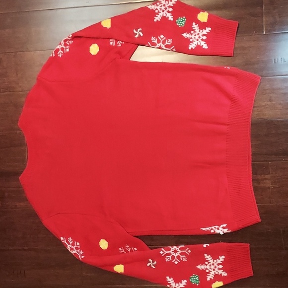 Runaway Gingerbread Man Red Ugly Sweater Christmas Party w/ Festive Earrings - Picture 2 of 8